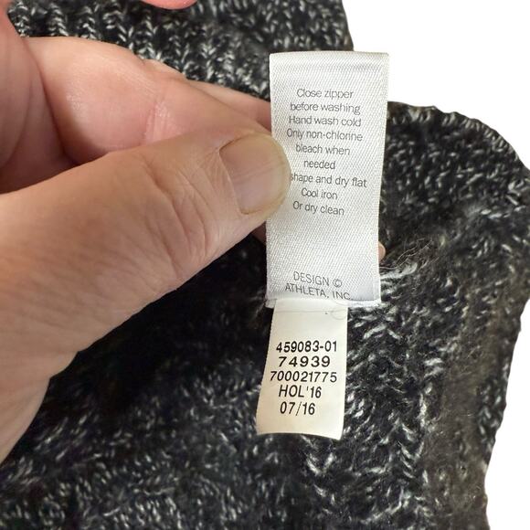 Athleta Women’s XS Northern Lights Asymmetrical Wool Cashmere Knit Black Sweater - Picture 7 of 10